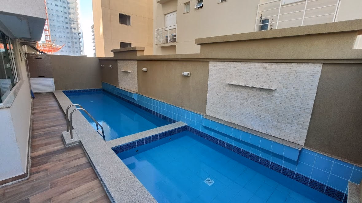 Apartamento mobiliado no Grand Palazzo a venda em Meia Praia, Itapema