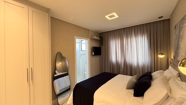 Apartamento 3 suítes em Meia Praia — Meia Praia, Itapema