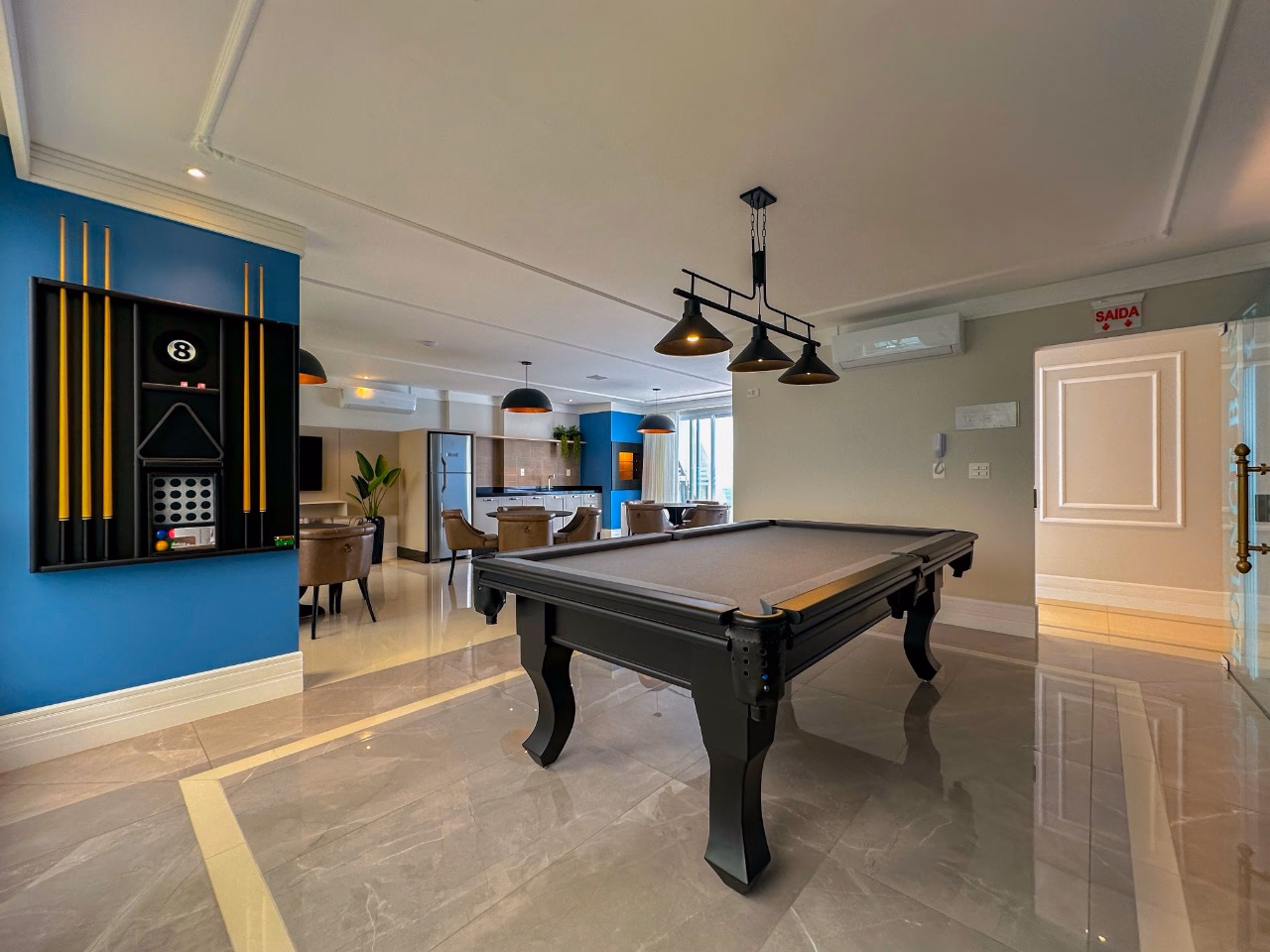 Apartamento 3 suítes em Meia Praia — Meia Praia, Itapema