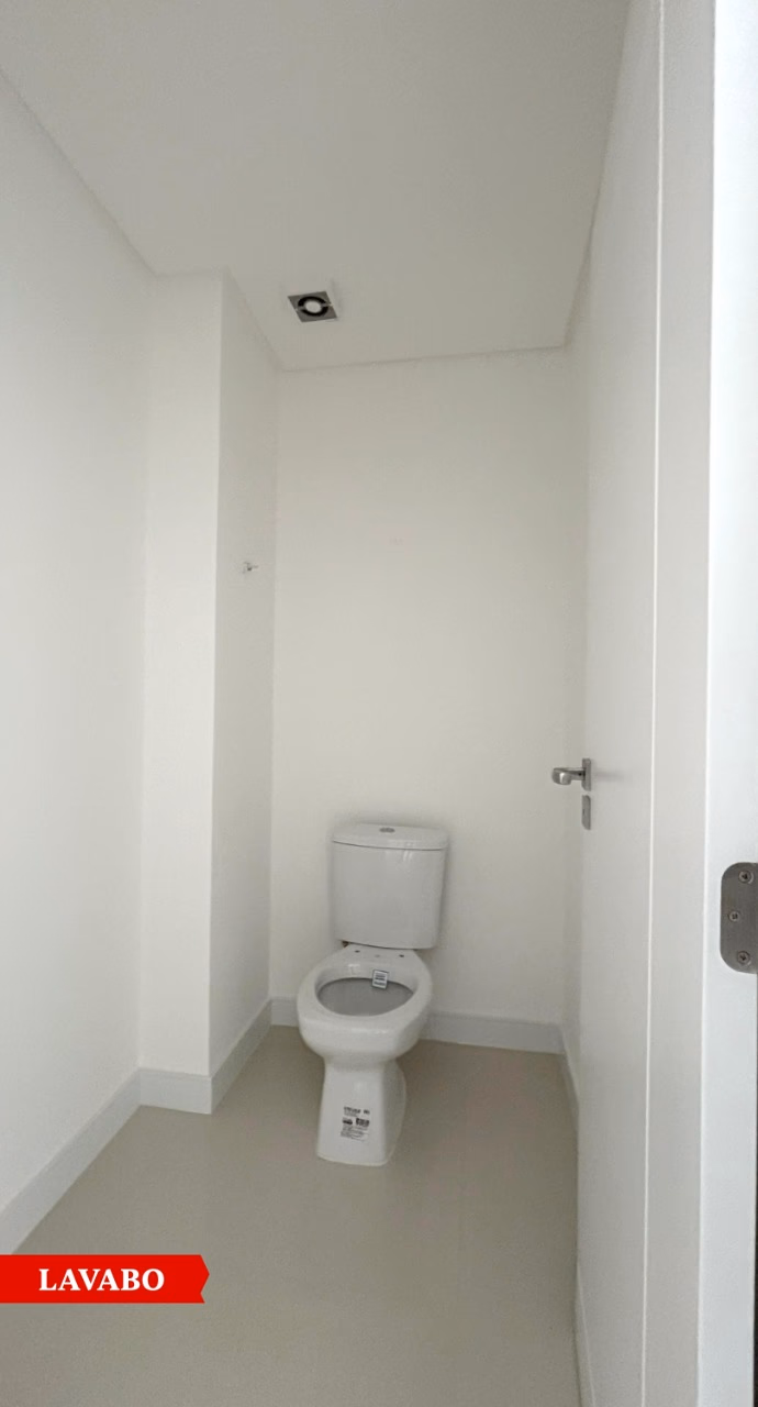 Apartamento 4 suítes em Meia Praia — Meia Praia, Itapema