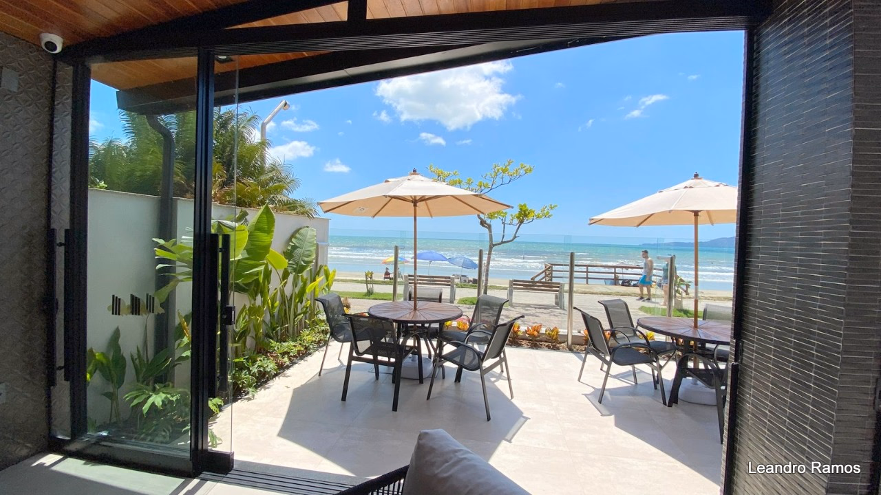 Residencial Ocean Towers em Meia Praia (3)