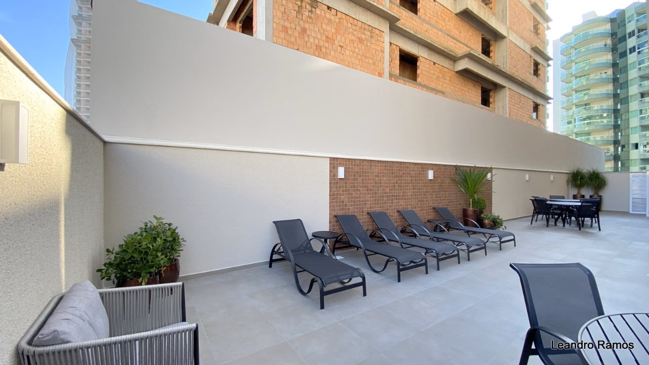 Residencial Porto Vila a venda em Meia Praia (18)