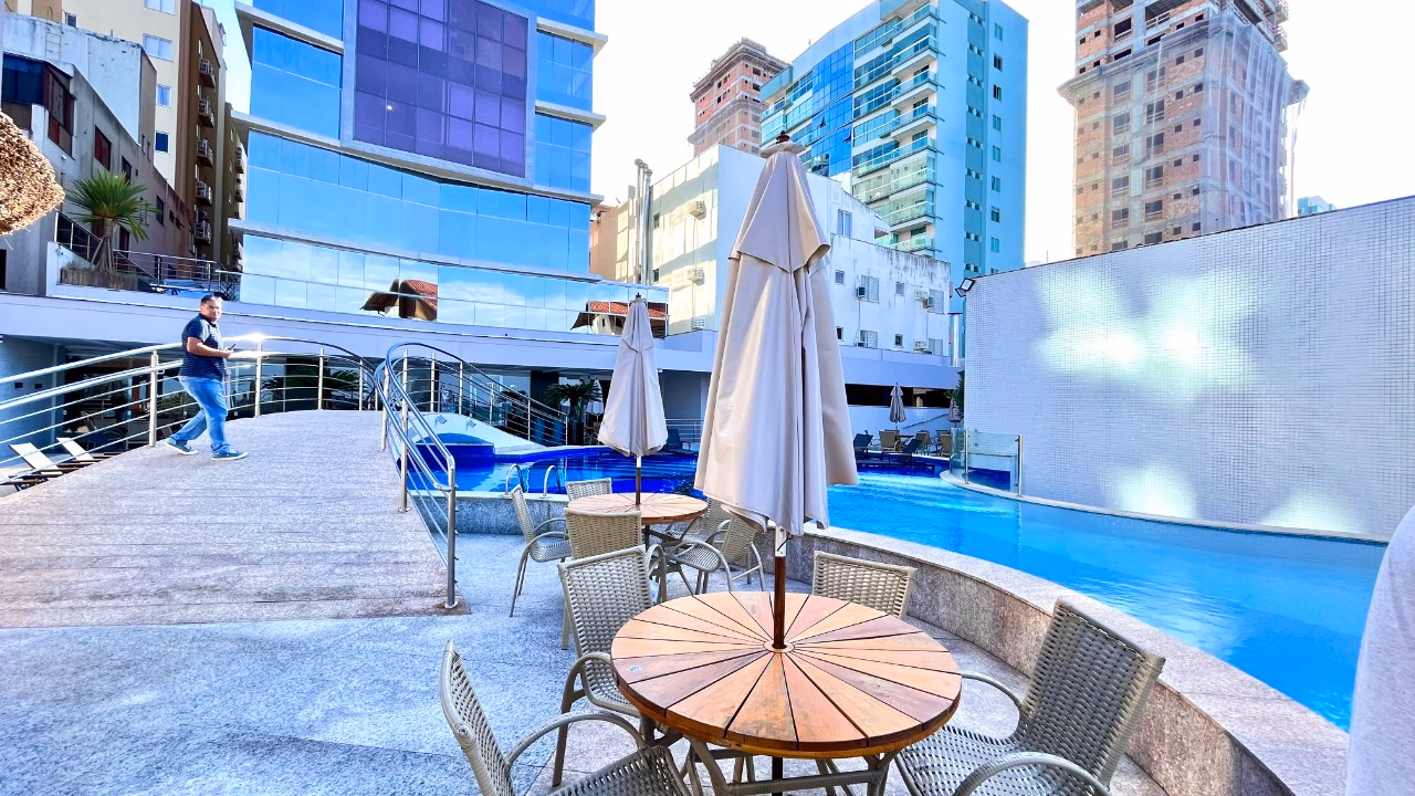 Apartamento quadra mar a venda na Meia Praia, Itapema-SC (5)