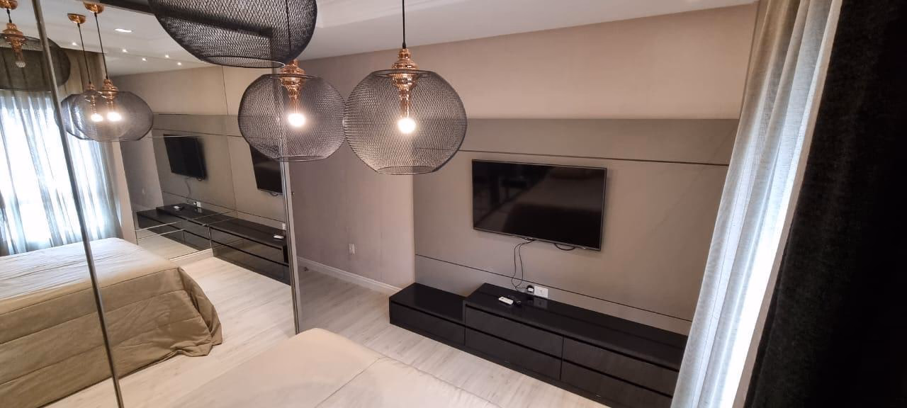 Apartamento 4 suítes em Meia Praia — Meia Praia, Itapema
