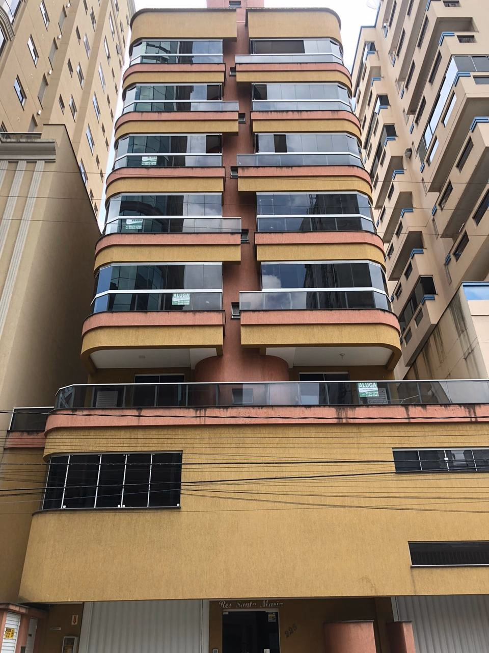 Santa Maria Residencial — Meia Praia