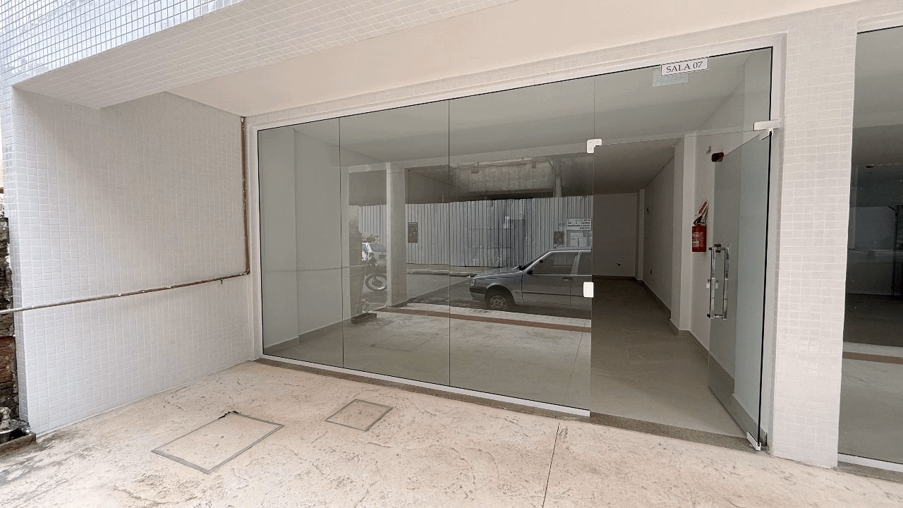 Sala comercial em Meia Praia — Meia Praia, Itapema