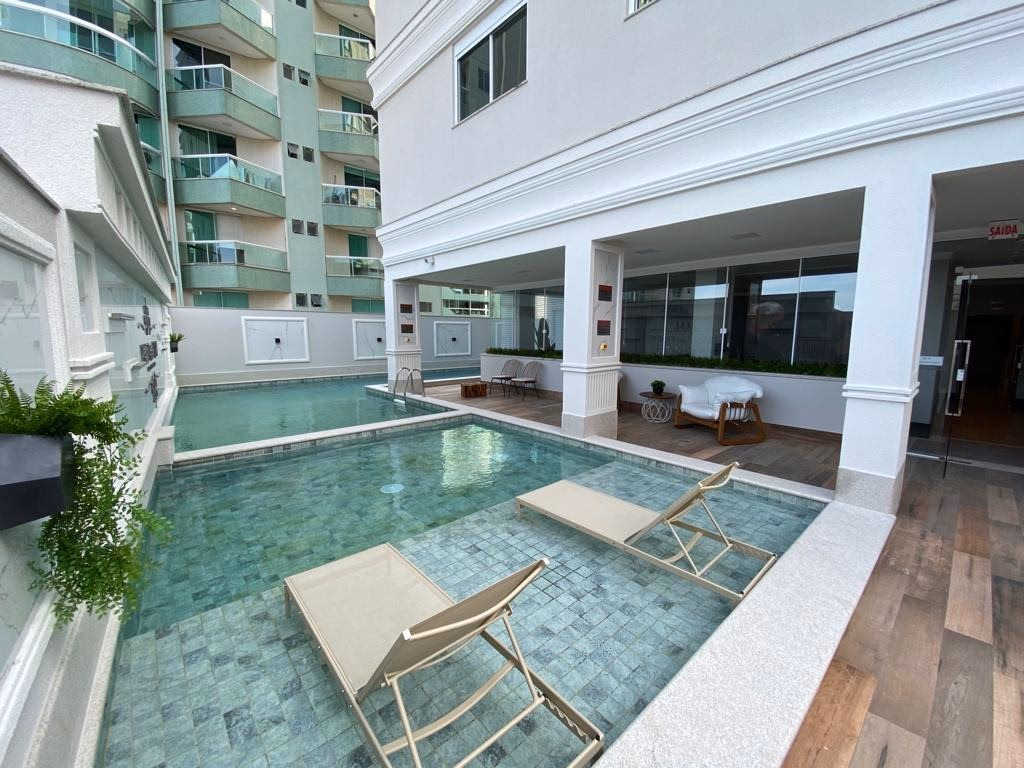 Piazza Dei Fiori Residence — Meia Praia