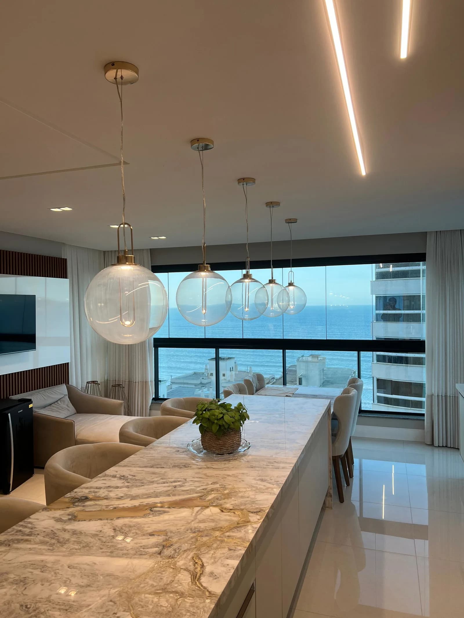 Apartamento 4 suítes em  — , Itapema
