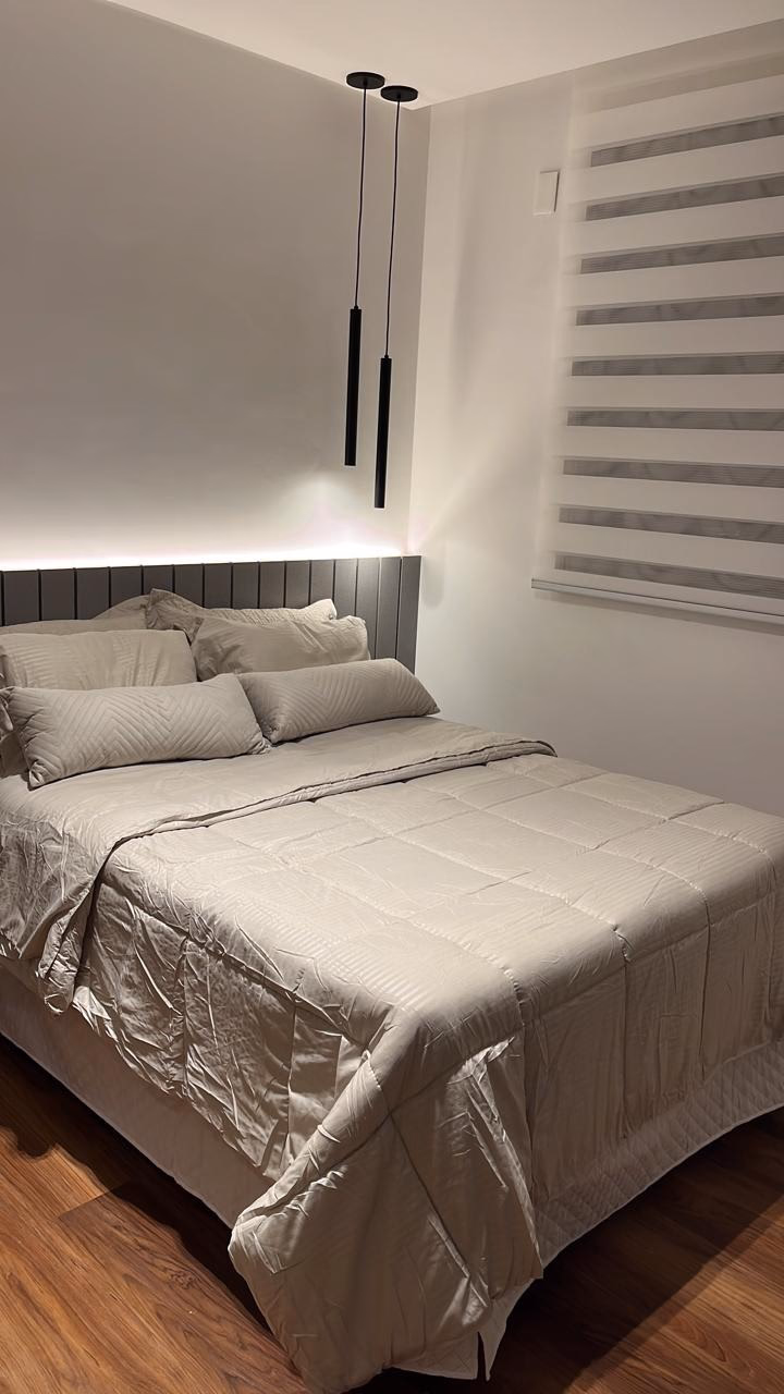 Apartamento 4 suítes em Meia Praia — Meia Praia, Itapema