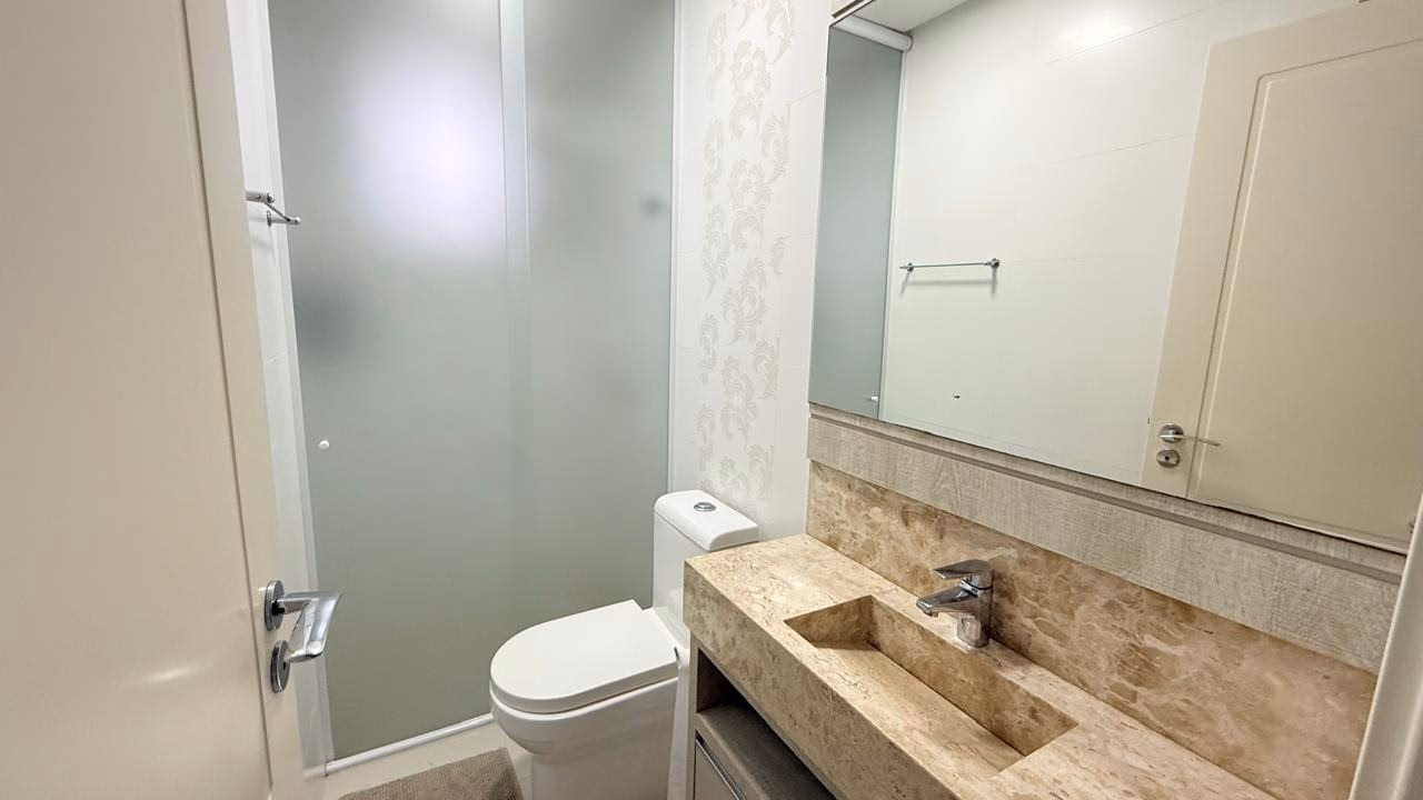 Apartamento 4 suítes em Meia Praia — Meia Praia, Itapema