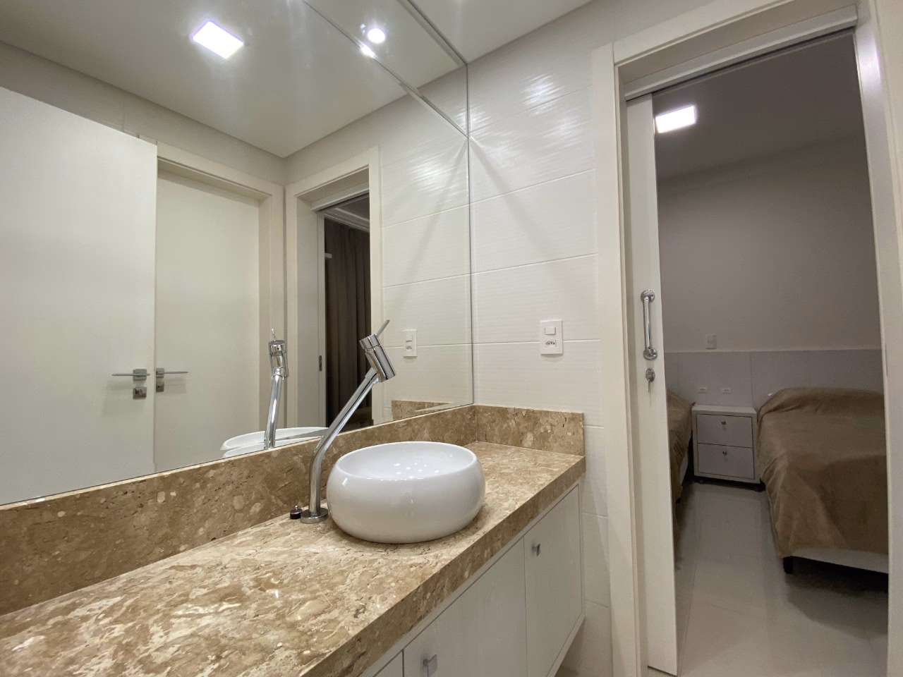 Apartamento 4 quartos em Meia Praia — Meia Praia, Itapema