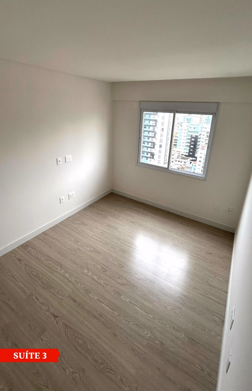 Apartamento 4 suítes em Meia Praia — Meia Praia, Itapema