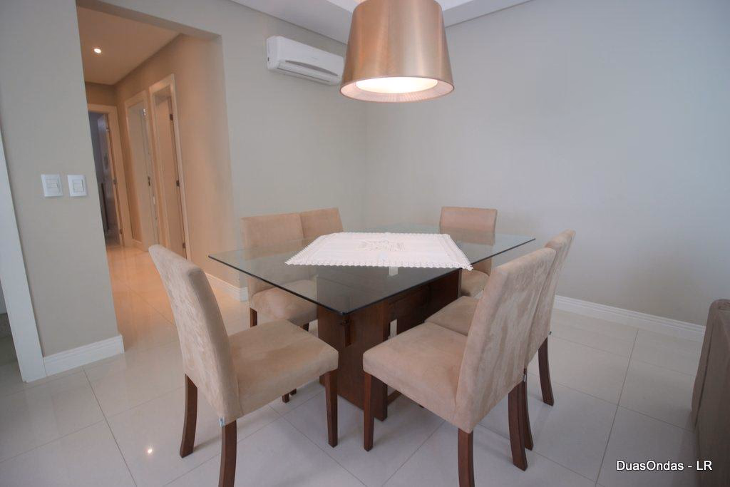 Apartamento 3 suítes em Meia Praia — Meia Praia, Itapema