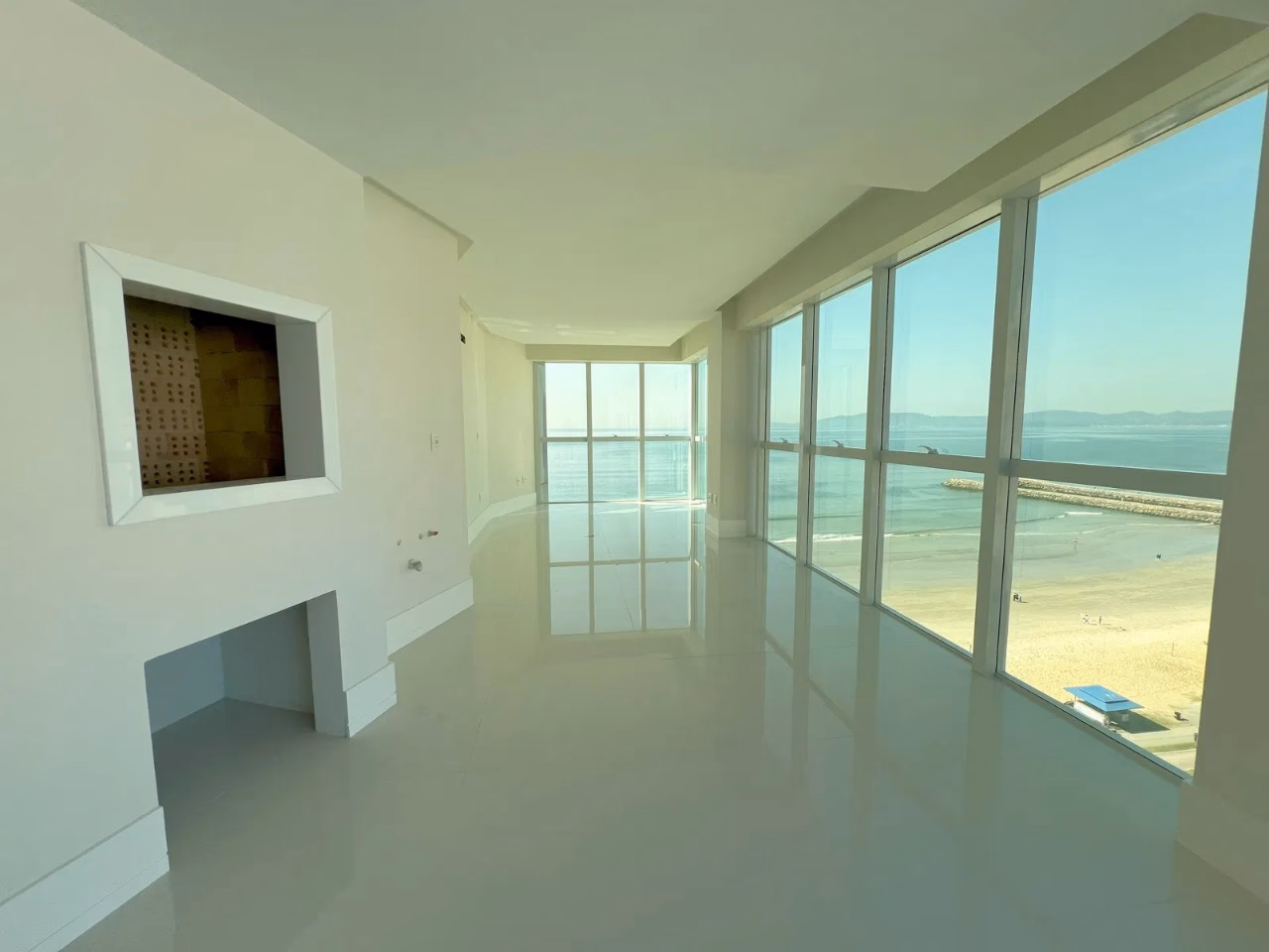 Apartamento 4 suítes em Centro — Centro, Itapema