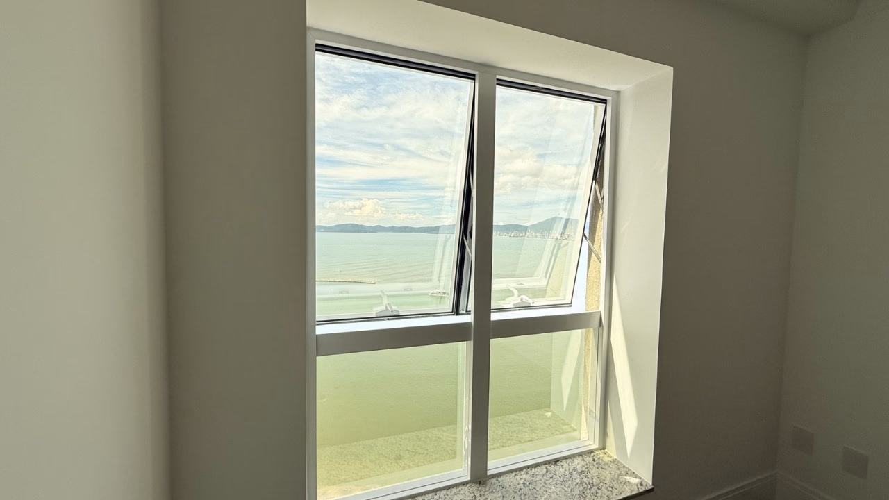 Apartamento 4 suítes em Canto da Praia — Canto da Praia, Itapema
