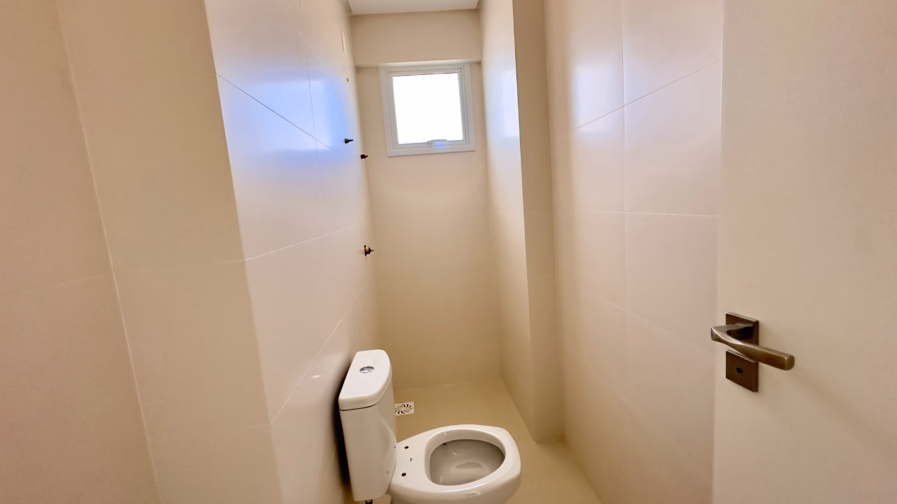 Apartamento 4 suítes em Meia Praia — Meia Praia, Itapema