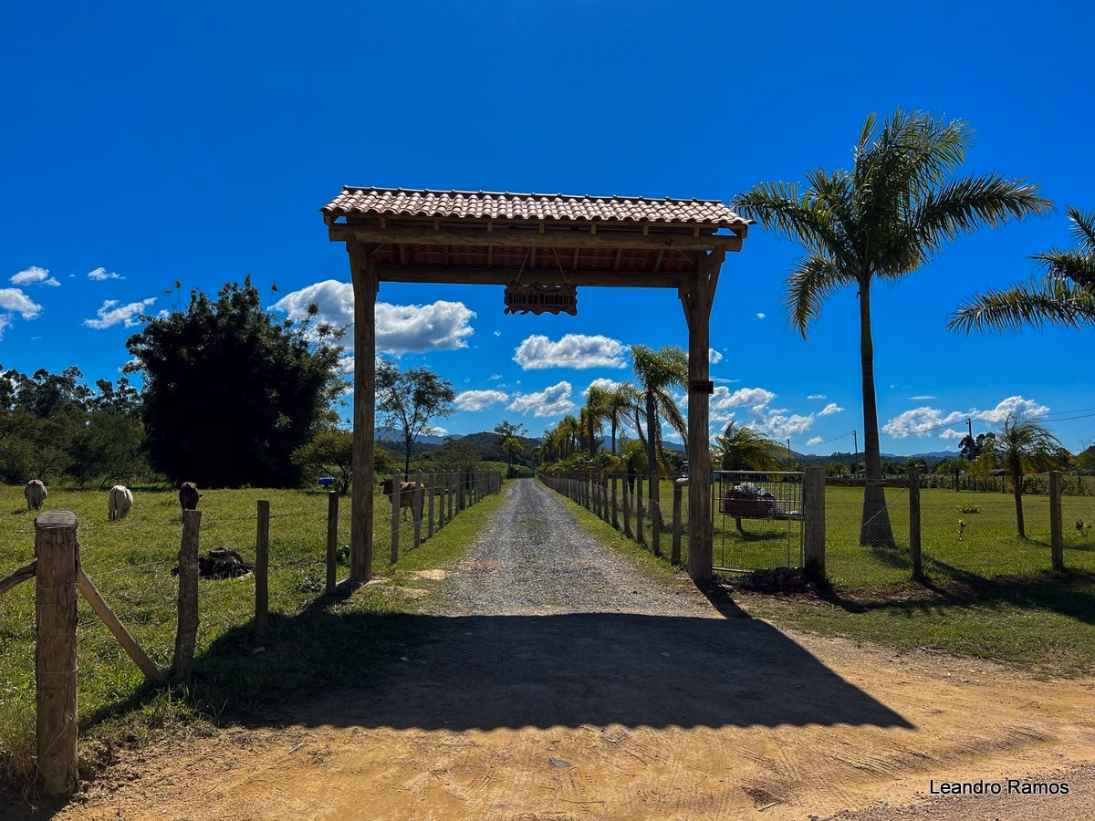 Imóvel 3 suítes em Ribanceira do Sul — Ribanceira do Sul, São João Batista
