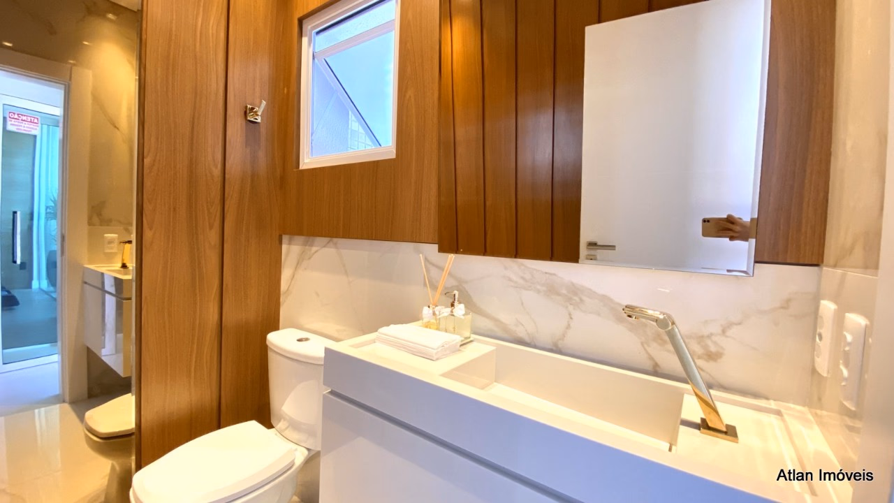 Apartamento quadra mar a venda em Meia Praia Itapema-SC Res Volo Prime (31)
