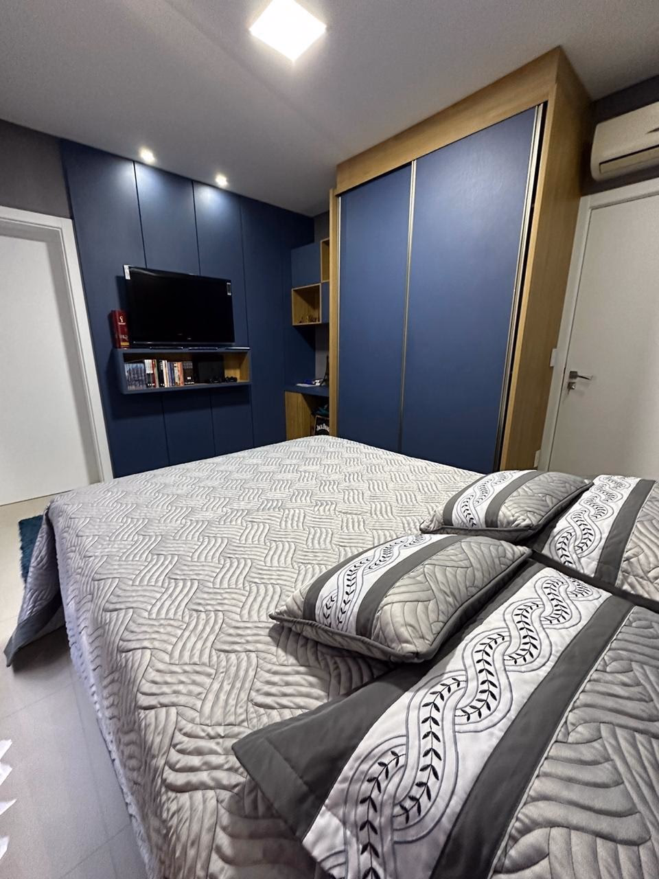 Apartamento 3 suítes em Meia Praia — Meia Praia, Itapema