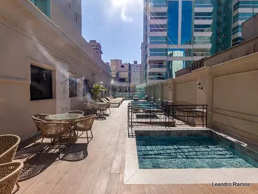 Belissimo Residence - Rua 303, Bairro Meia Praia, Itapema - SC (14)