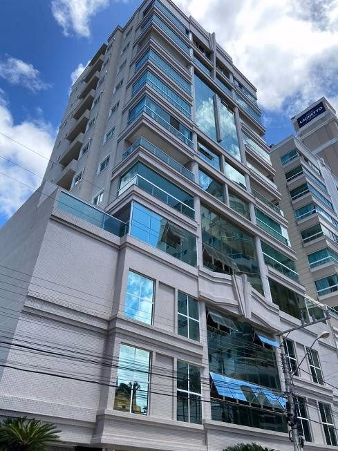 João Reis Residencial — Meia Praia