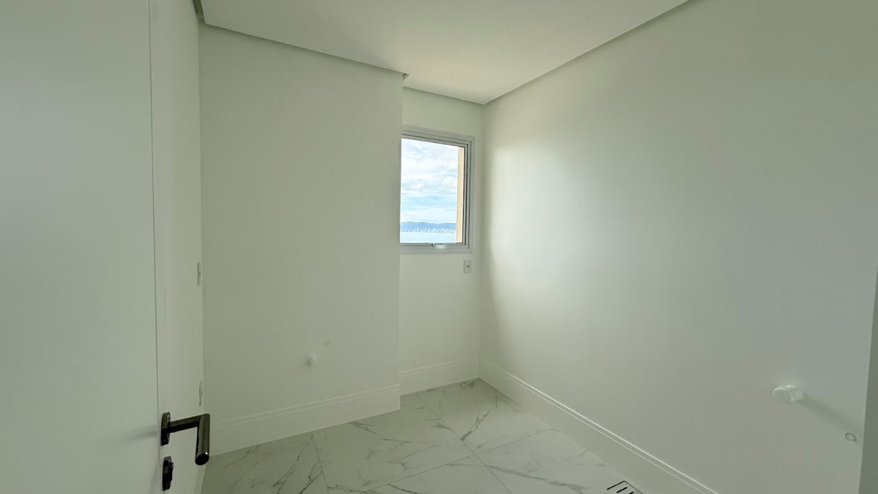Apartamento 4 suítes em Canto da Praia — Canto da Praia, Itapema