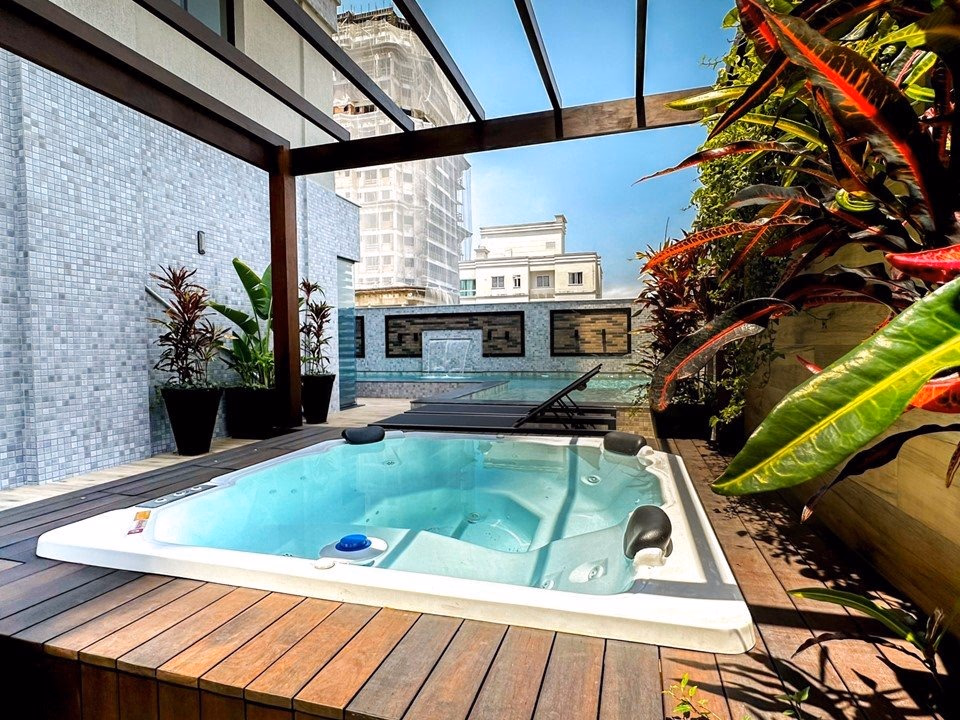 Residencial Long Beach, Rua 240, Bairro Meia Praia, Itapema - SC (3)