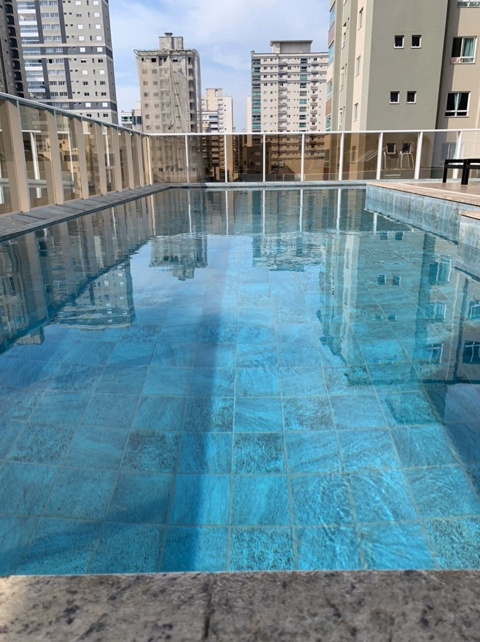Apartamento novo pronto para morar no Bauhaus residence a venda em Meia Praia, Itapema (3)