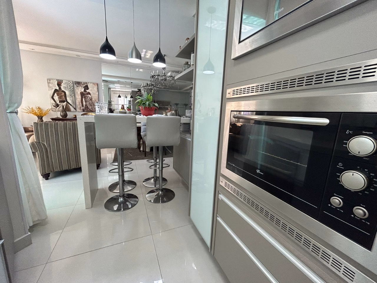 Apartamento 3 suítes em Meia Praia — Meia Praia, Itapema