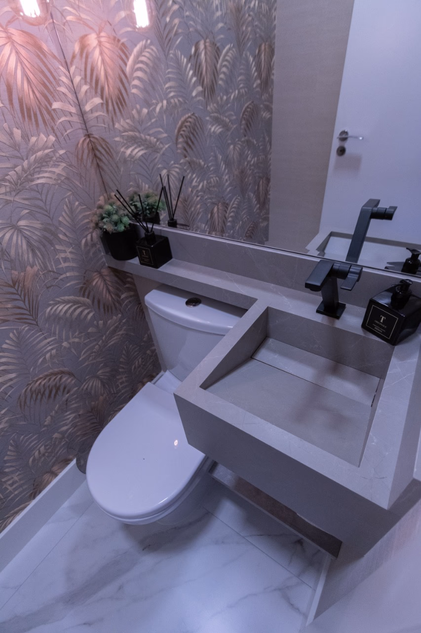 Apartamento 3 suítes em Meia Praia — Meia Praia, Itapema