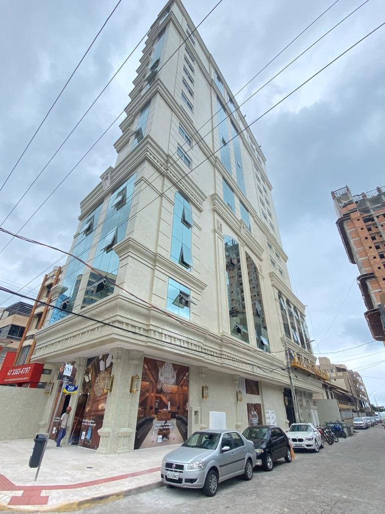 Magnum Home CNA Residence — Meia Praia