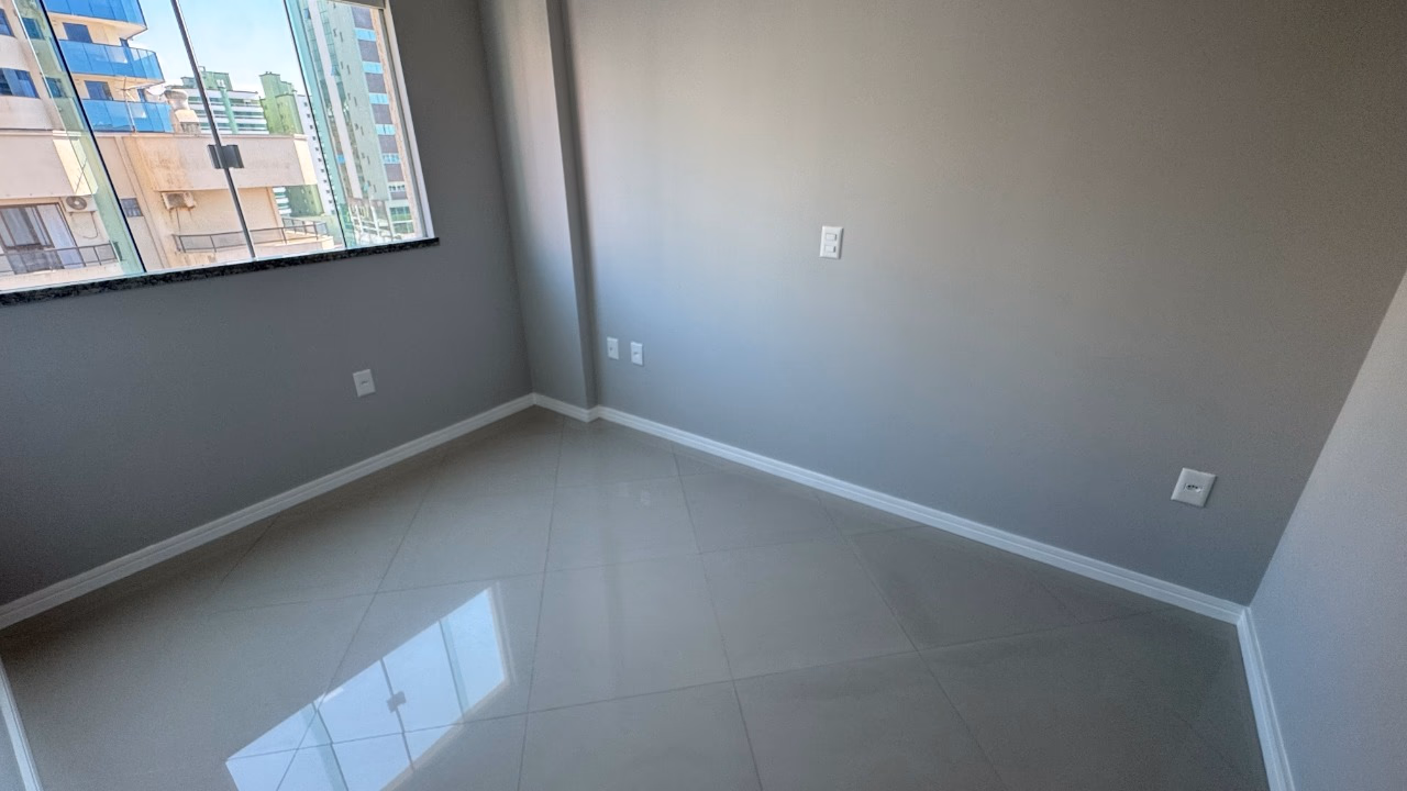 Apartamento 3 quartos em Meia Praia — Meia Praia, Itapema