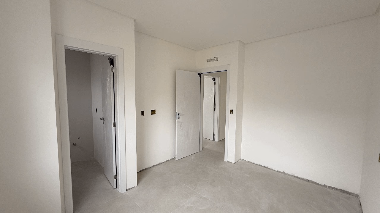 Apartamento 3 suítes em Meia Praia — Meia Praia, Itapema