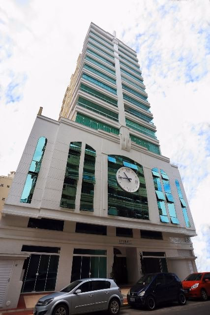 Everest Residence - Rua 284, Bairro Meia Praia, Itapema - SC (1)