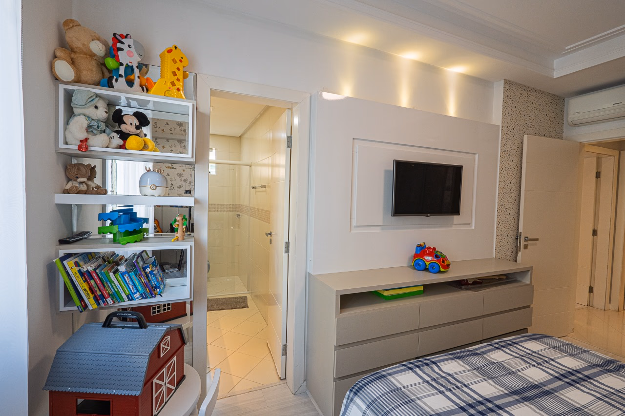 Apartamento 4 suítes em Meia Praia — Meia Praia, Itapema