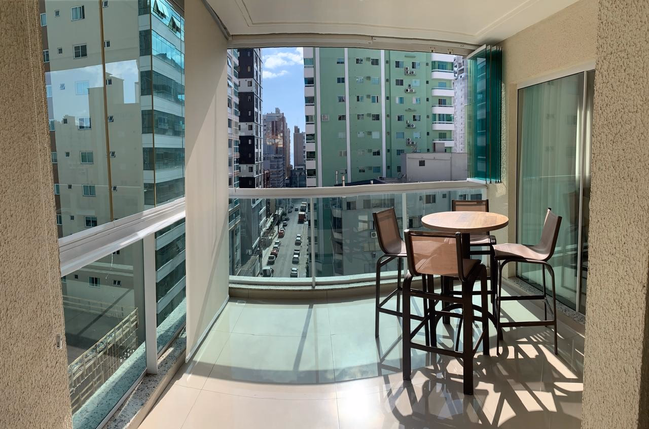 Apartamento 3 suítes em Meia Praia — Meia Praia, Itapema