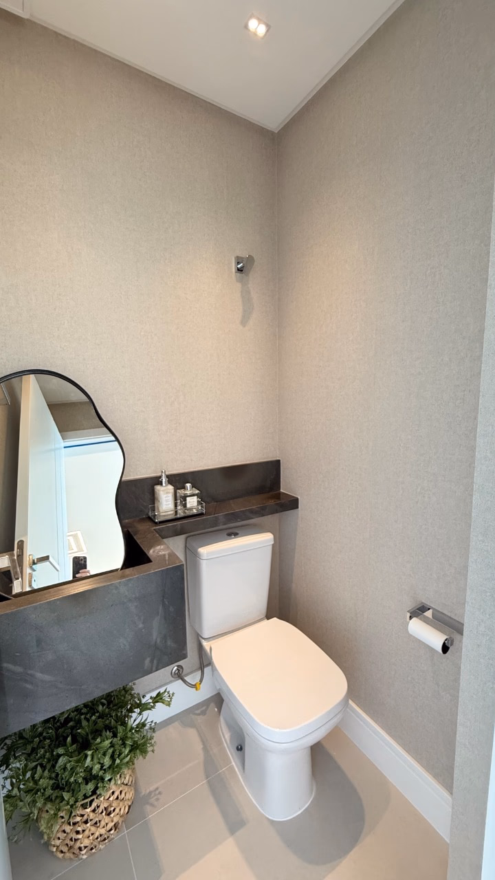 Apartamento 3 suítes em Meia Praia — Meia Praia, Itapema