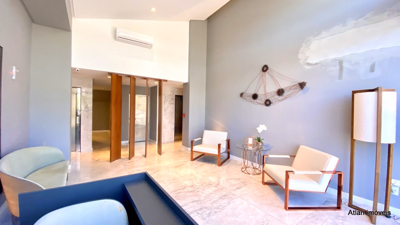 Apartamento quadra mar a venda em Meia Praia, Itapema-SC (2)