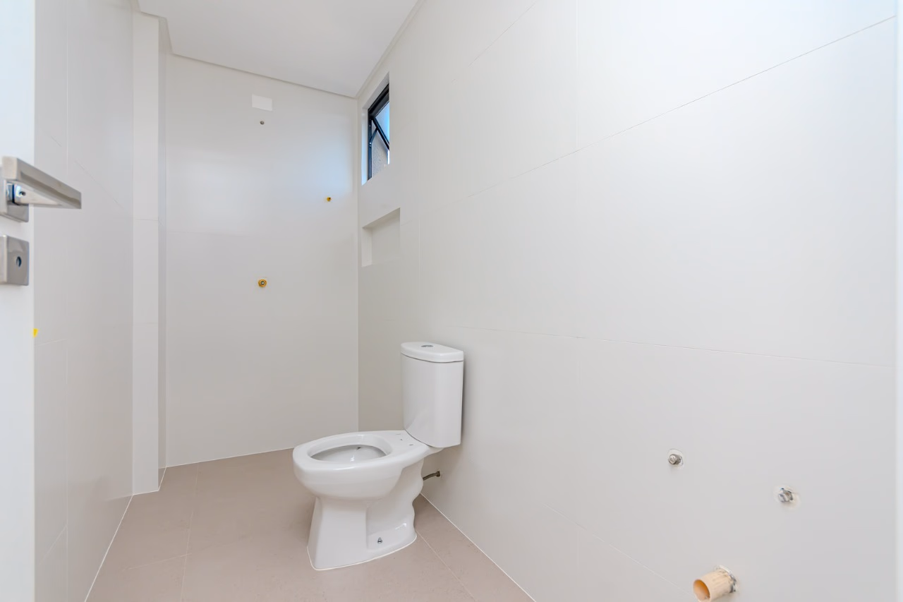 Apartamento 3 suítes em Meia Praia — Meia Praia, Itapema