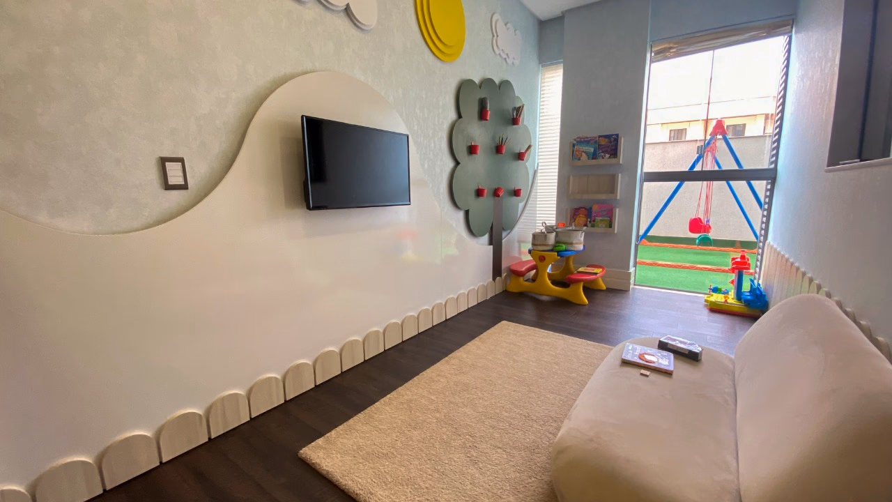 Apartamento a venda na quadra mar a venda em Meia Praia (62)