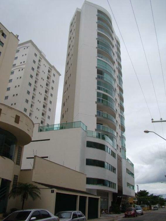 Royal Summer Residencial — Meia Praia