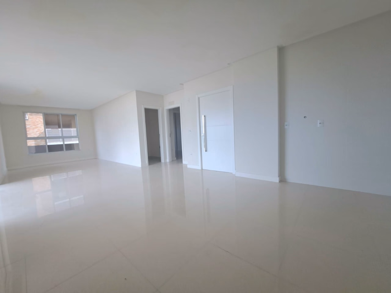 Apartamento 3 suítes em Meia Praia — Meia Praia, Itapema
