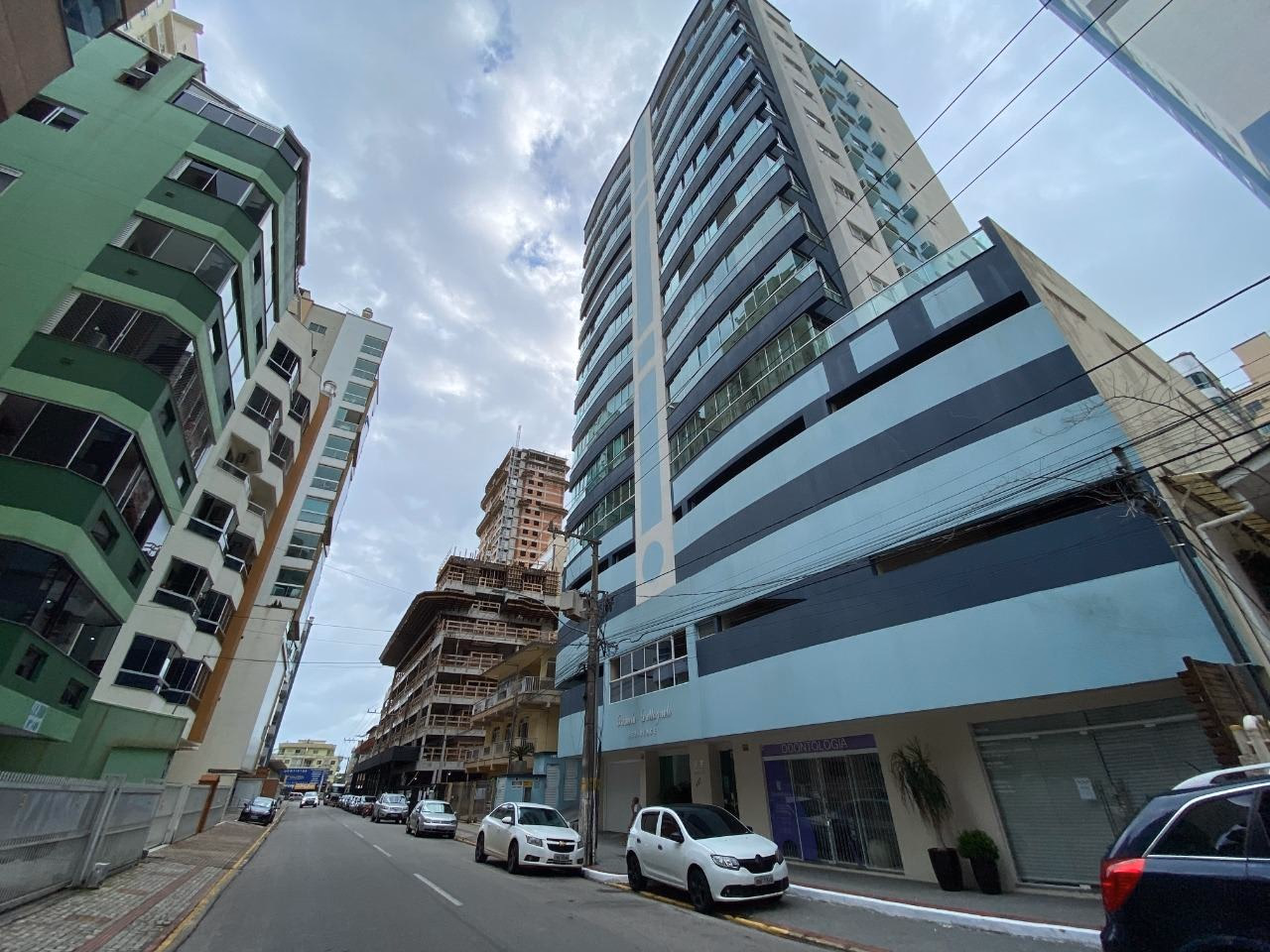 Pamela Dellagnello Residence — Meia Praia