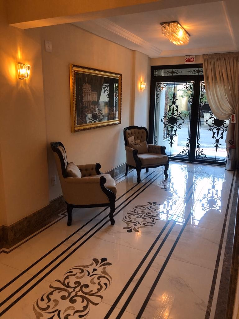 Apartamento quadra mar á venda em Meia Praia - Marine Palace á venda em Itapema (2)