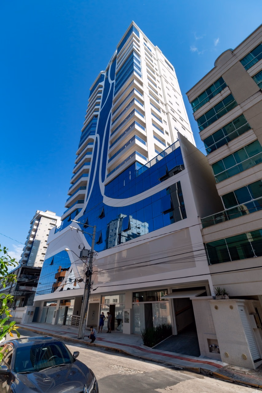 Apartamento 4 suítes em Meia Praia — Meia Praia, Itapema
