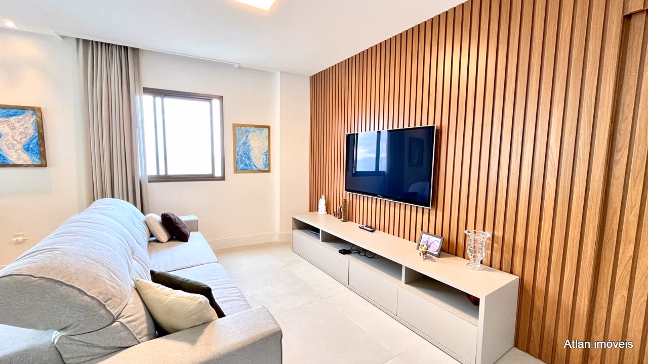 Apartamento 2 suítes em Meia Praia — Meia Praia, Itapema