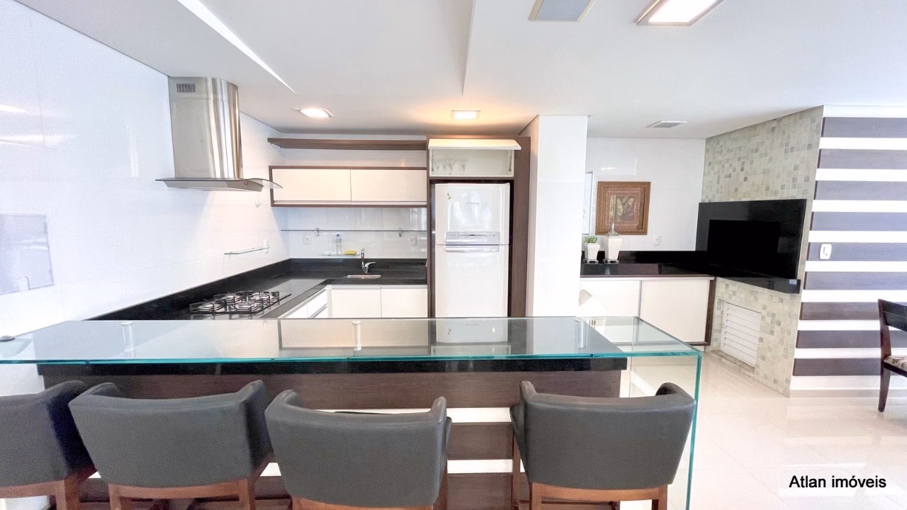 Apartamento quadra mar a venda em Meia Praia, Itapema-SC (16)