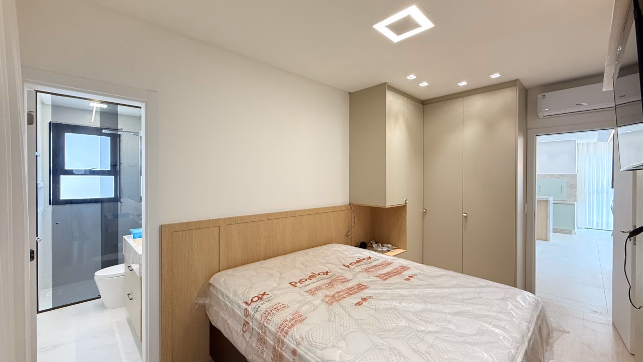 Apartamento 2 suítes em Meia Praia — Meia Praia, Itapema