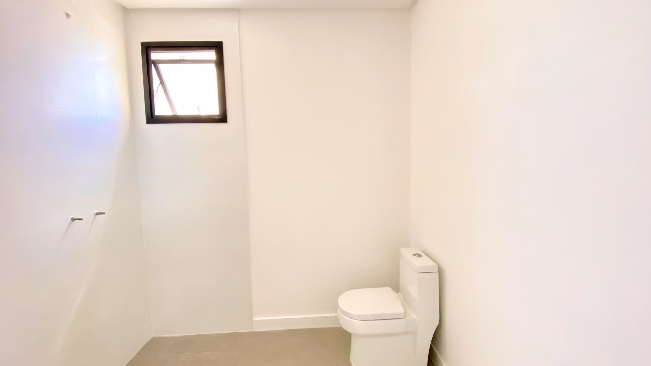 Apartamento 3 suítes em Meia Praia — Meia Praia, Itapema
