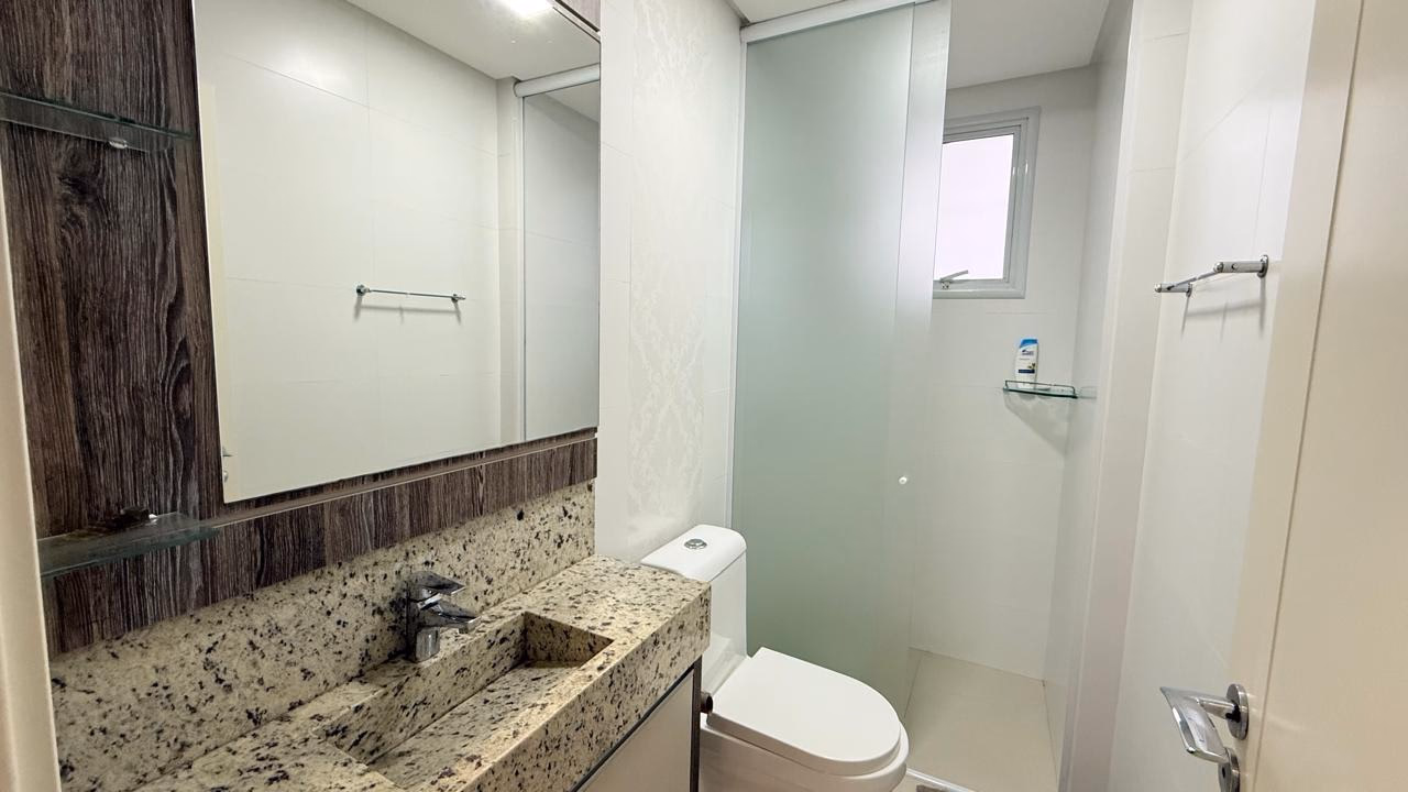 Apartamento 4 suítes em Meia Praia — Meia Praia, Itapema